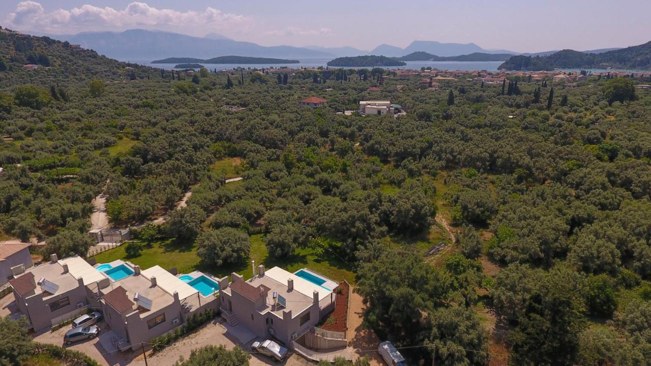 Averto Villas With Private Pool Нидри Экстерьер фото