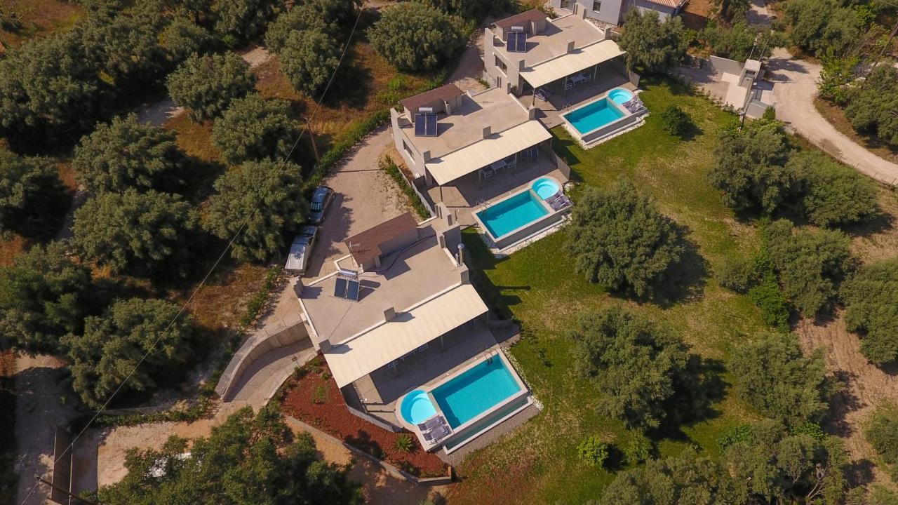Averto Villas With Private Pool Нидри Экстерьер фото
